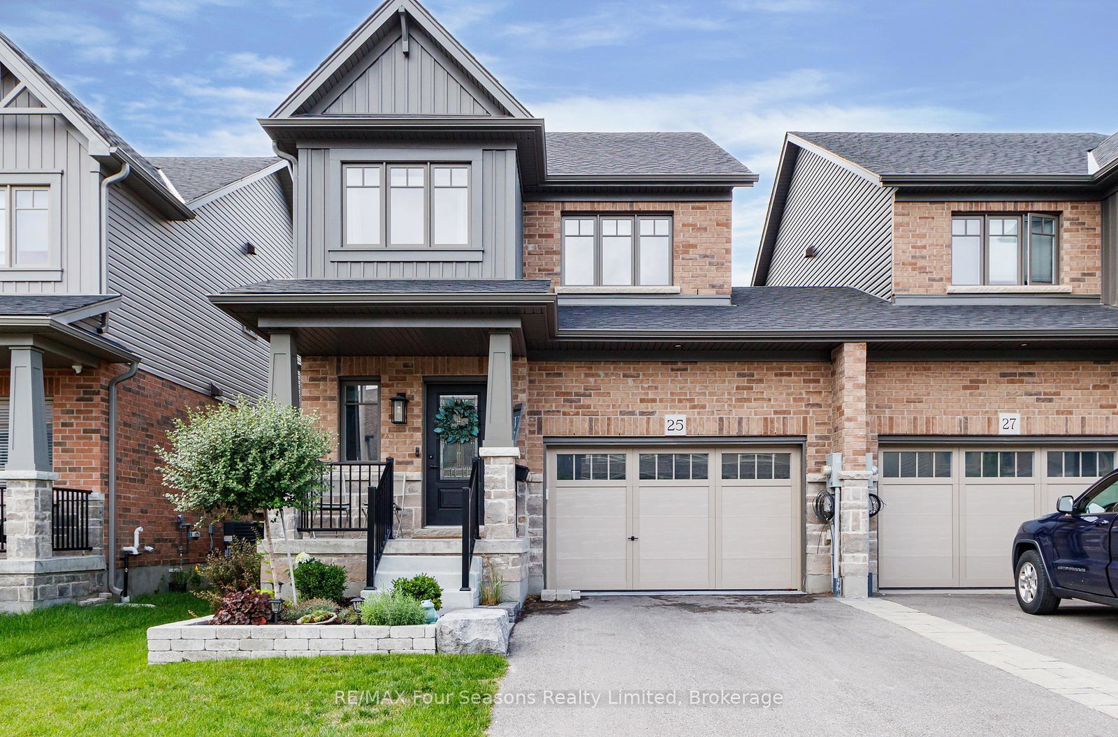 25-shipley-avenue-collingwood-ontario-s13709410