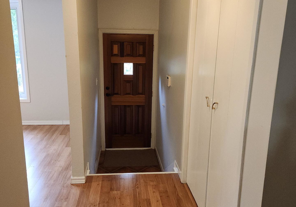 1023-carson-road-springwater-ontario-s13712266
