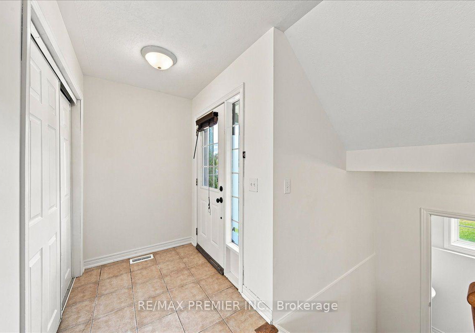 800-west-ridge-boulevard-orillia-ontario-s13713626