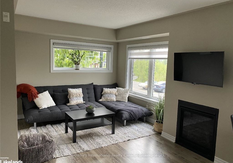 7-anchorage-crescent-collingwood-ontario-s13714368