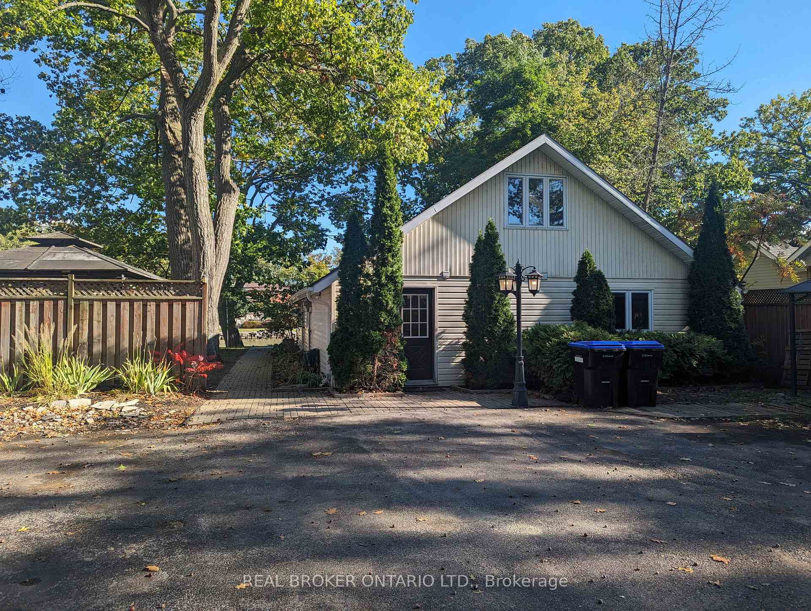 1107-mosley-street-wasaga-beach-ontario-s13714534