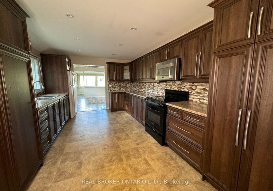1107-mosley-street-wasaga-beach-ontario-s13714534