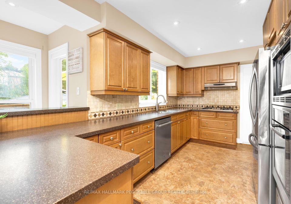 10-rosewood-avenue-springwater-ontario-s13717402