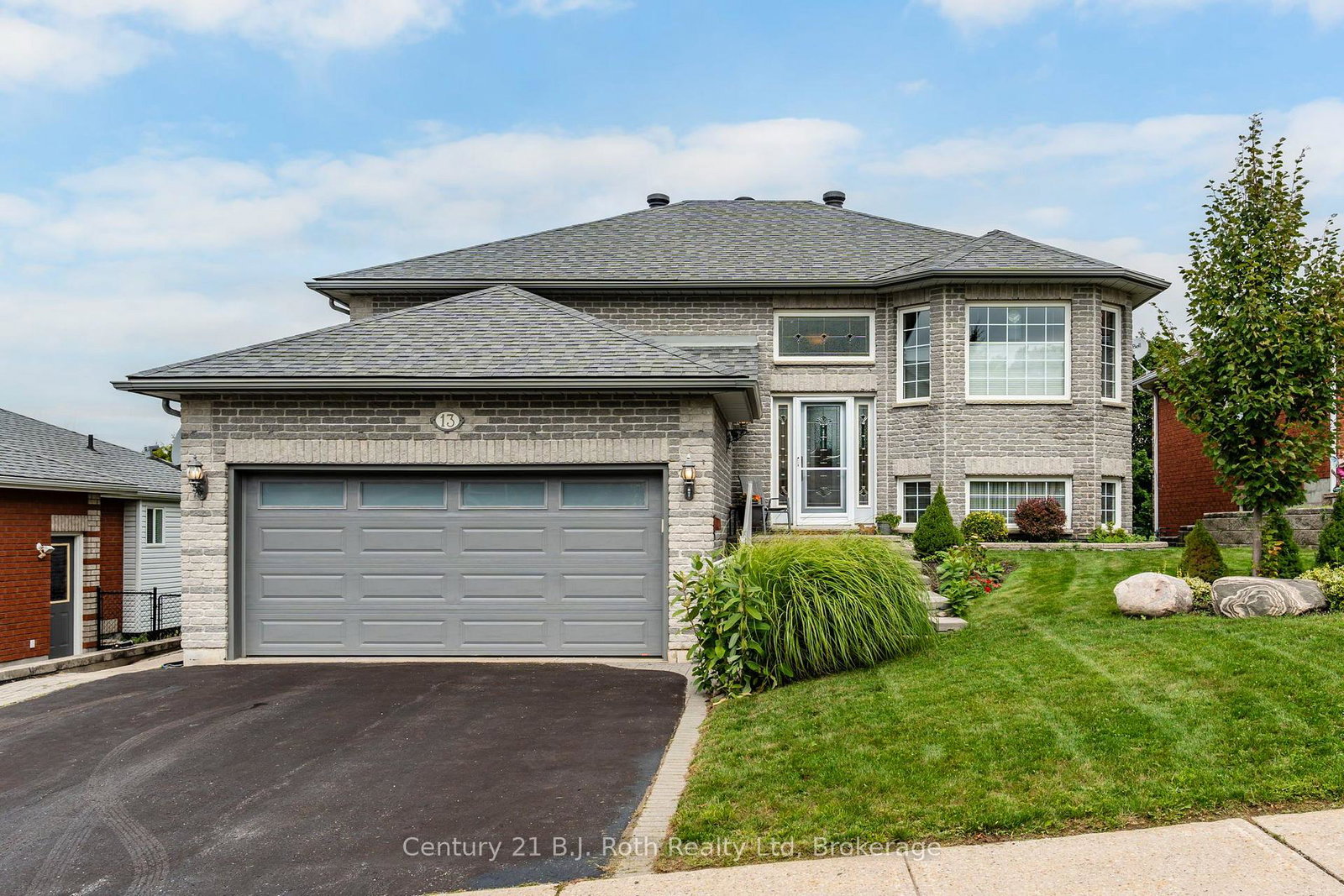 13-charles-street-penetanguishene-ontario-s13717854