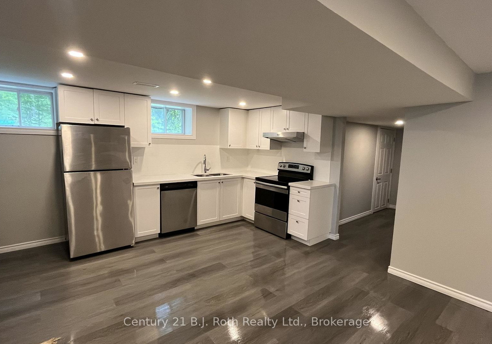 687-victoria-street-midland-ontario-s13719196