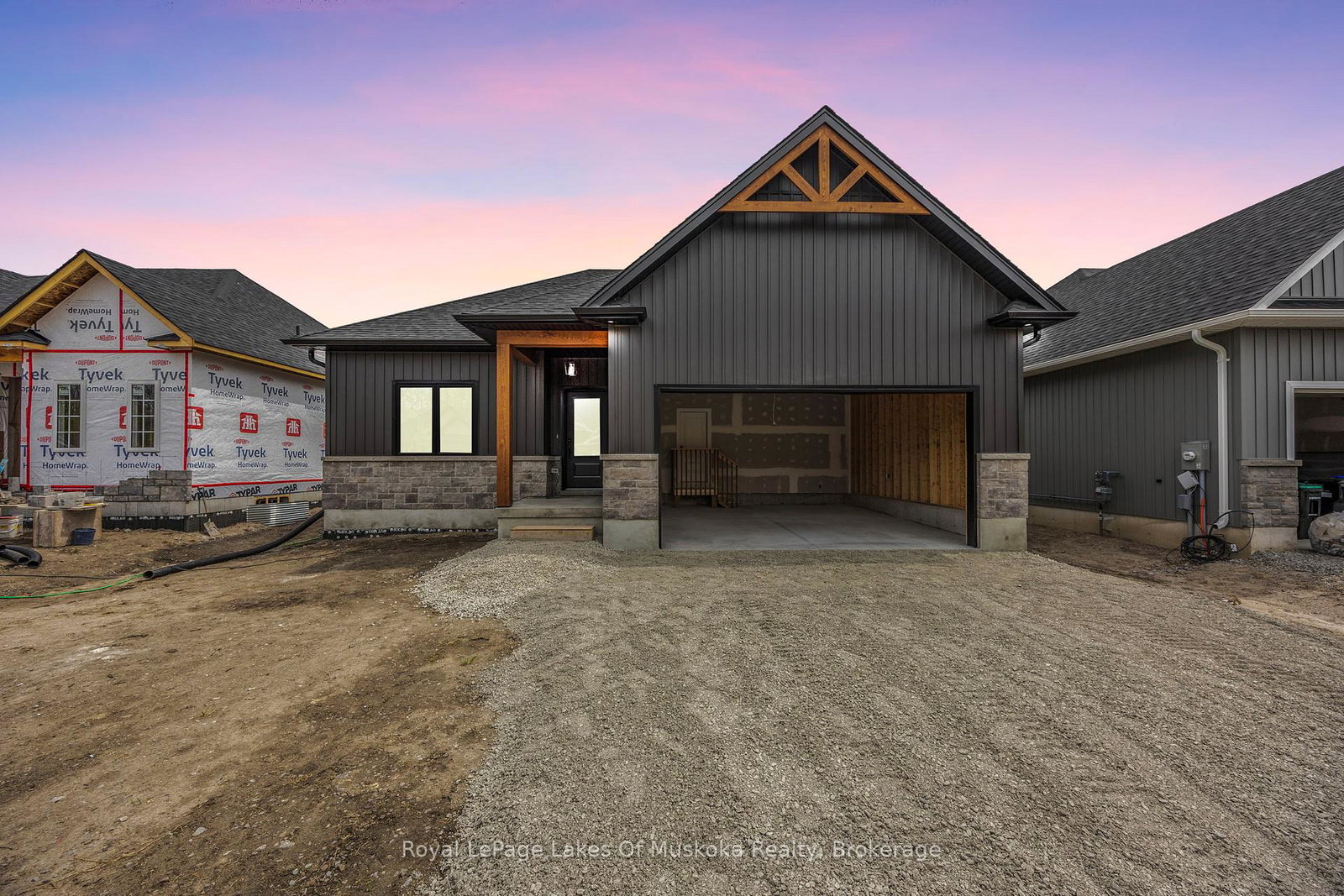 114-brandon-avenue-severn-ontario-s13719328