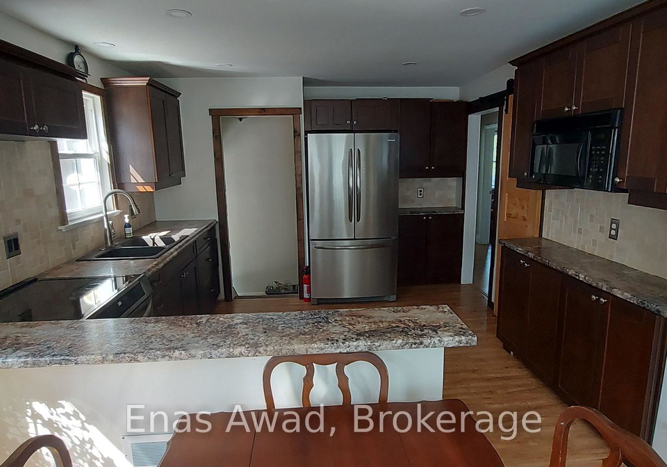 8-lavallee-crescent-orillia-ontario-s13720482