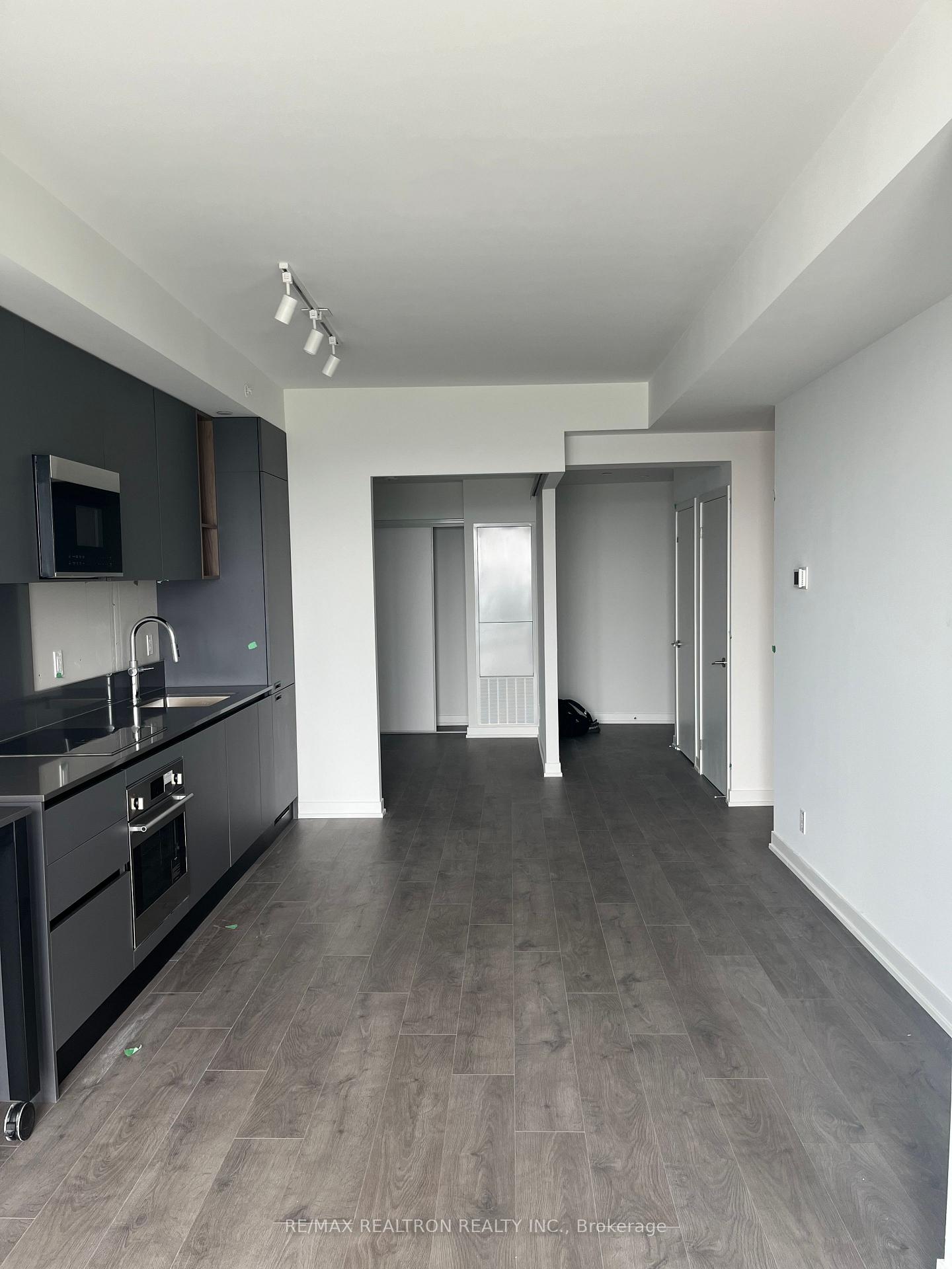 39-mary-street-barrie-ontario-s13720850