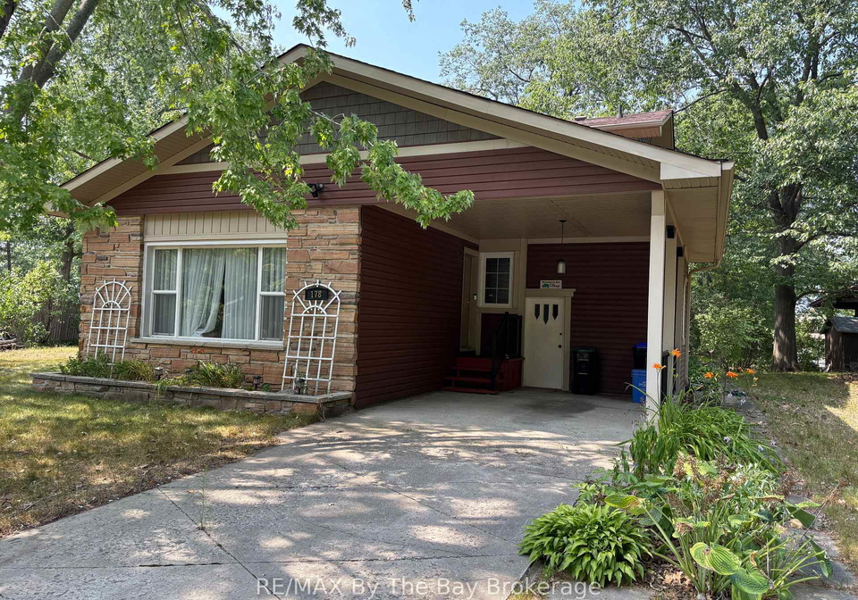 178-oxbow-park-drive-wasaga-beach-ontario-s13720884