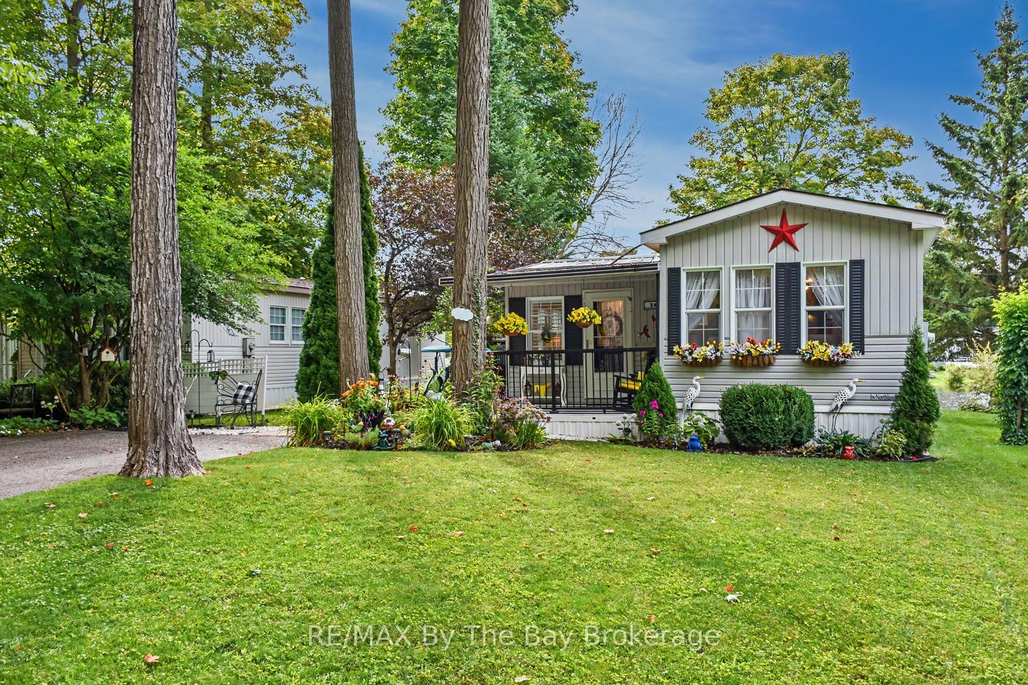 54-the-board-walk-wasaga-beach-ontario-s13720920