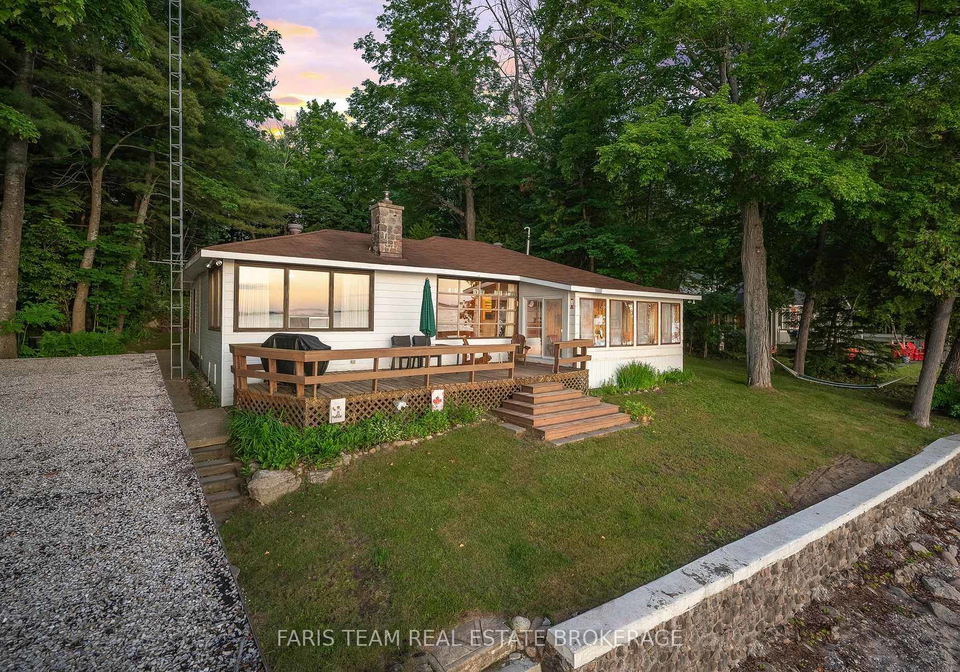 1697-champlain-road-tiny-ontario-s13721498