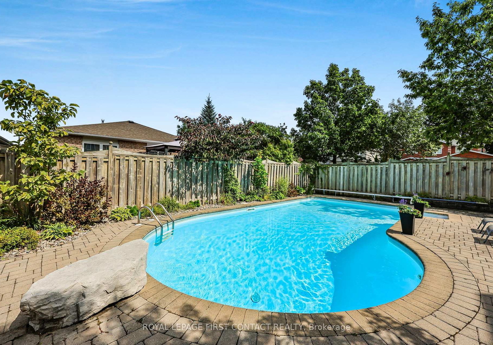 1-brown-wood-drive-barrie-ontario-s13722228