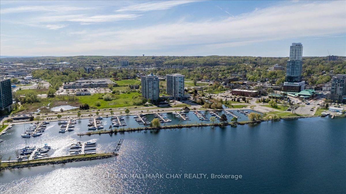 2-toronto-street-barrie-ontario-s13722368