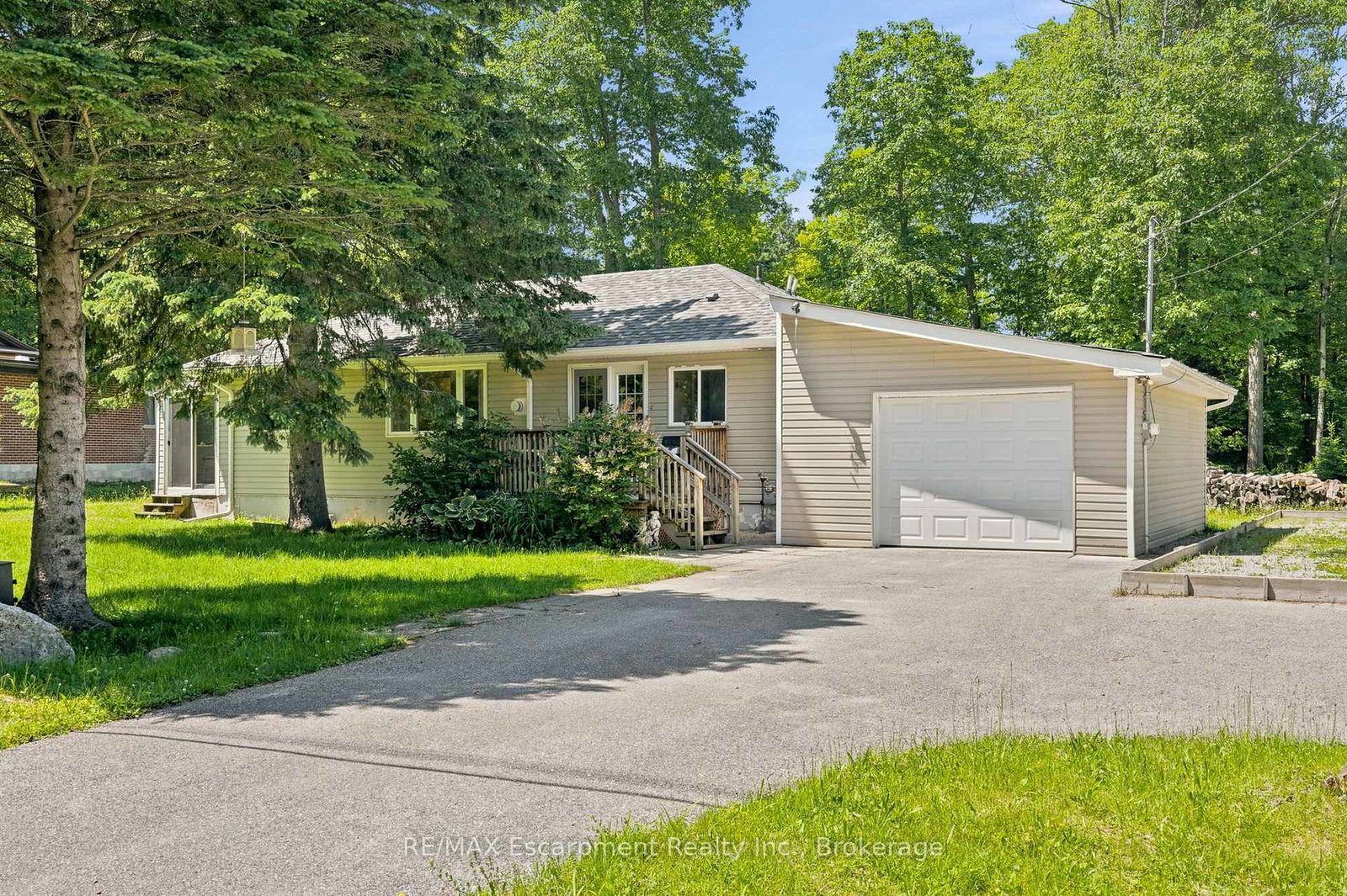 16-hiawatha-road-tiny-ontario-s13722392
