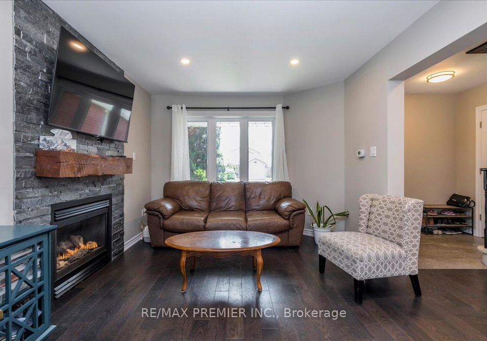 129-chalmers-drive-barrie-ontario-s13722446