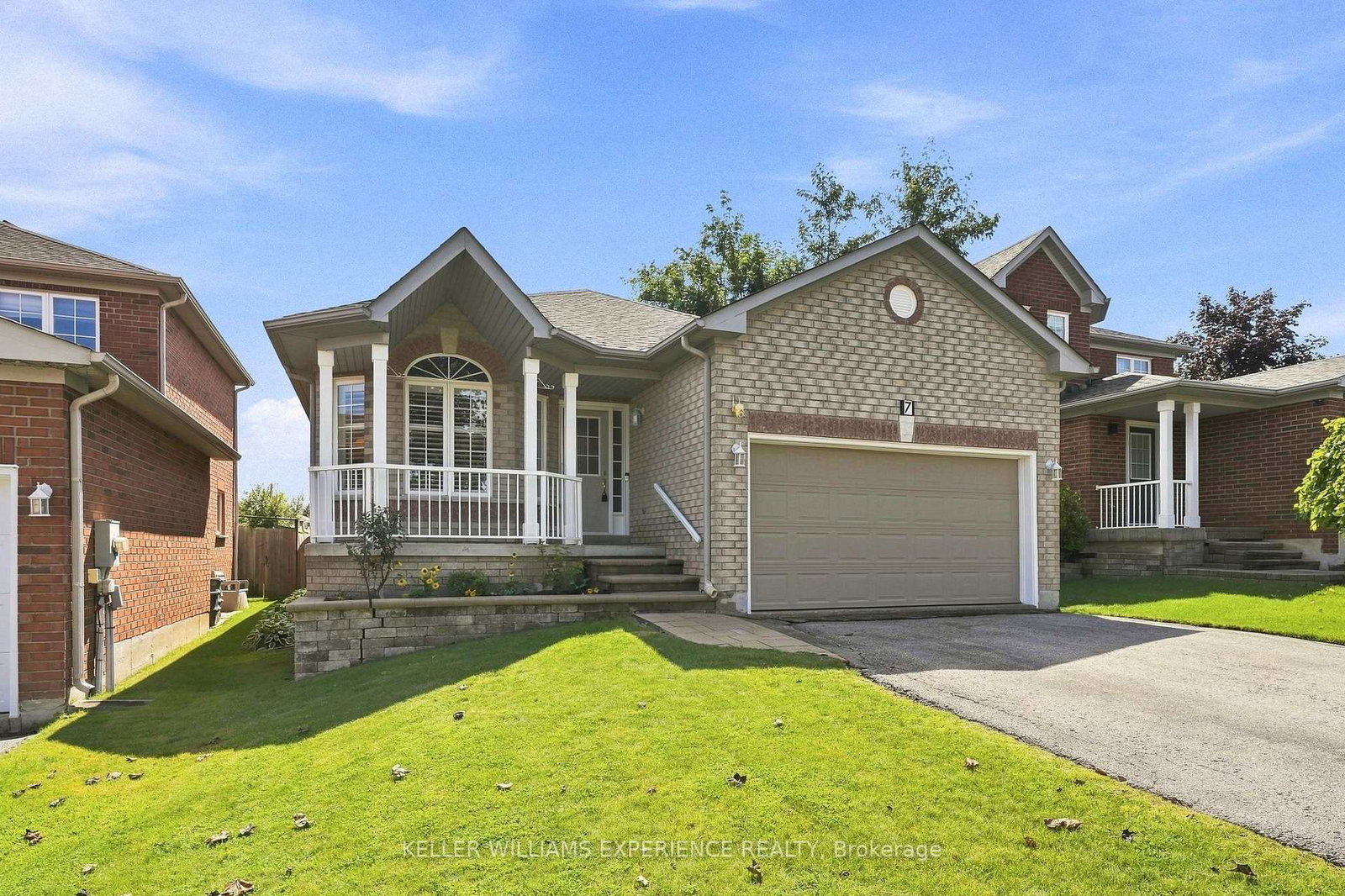 7-stanley-street-barrie-ontario-s13722980
