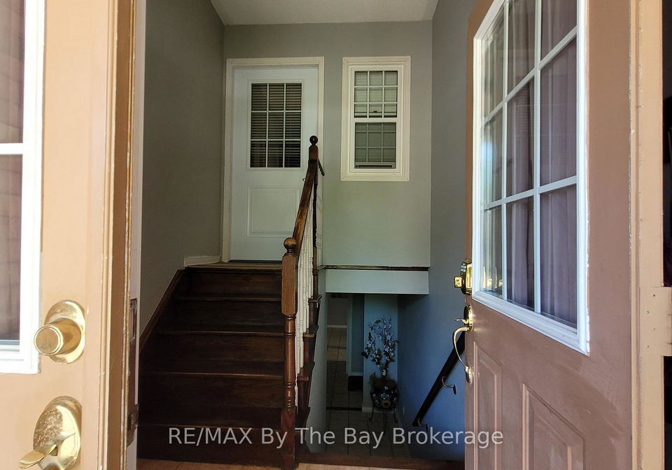 60-rose-valley-way-wasaga-beach-ontario-s13723284