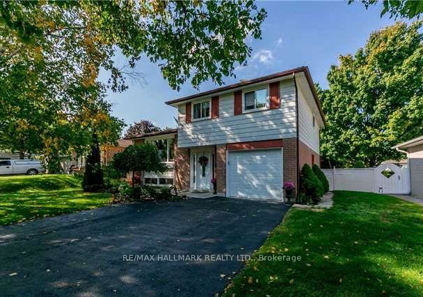 8-meadowland-avenue-barrie-ontario-s13724356