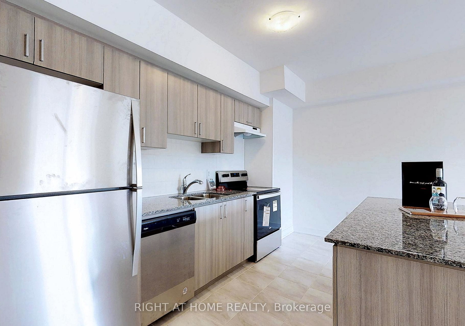 8-culinary-lane-barrie-ontario-s13726828