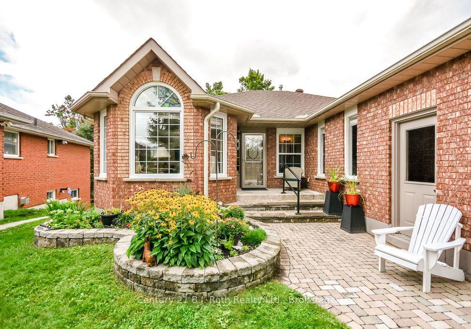 51-johnson-street-orillia-ontario-s13727046
