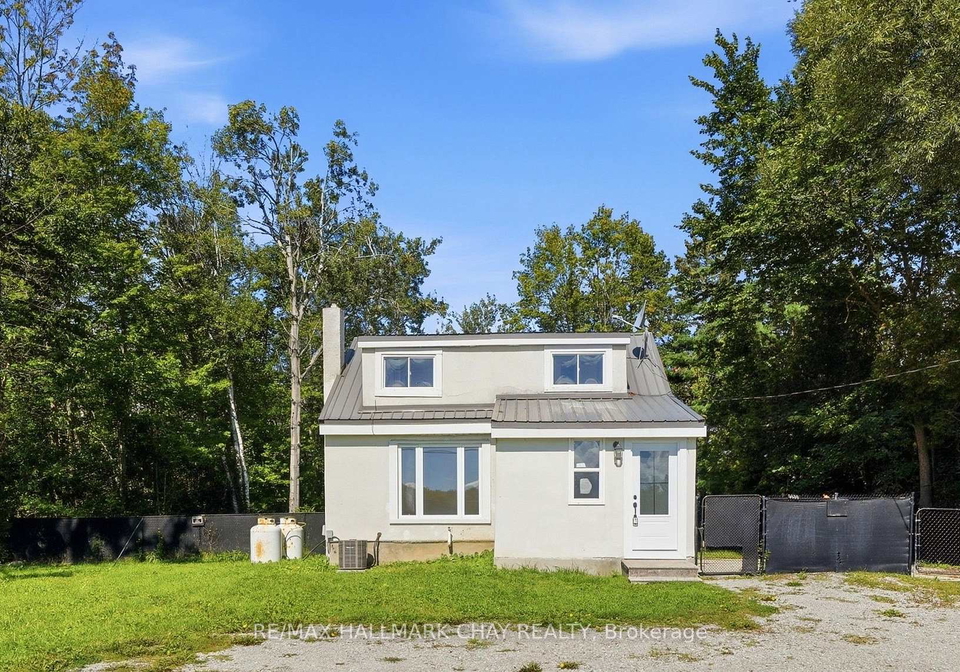 8410-11-highway-severn-ontario-s13727848
