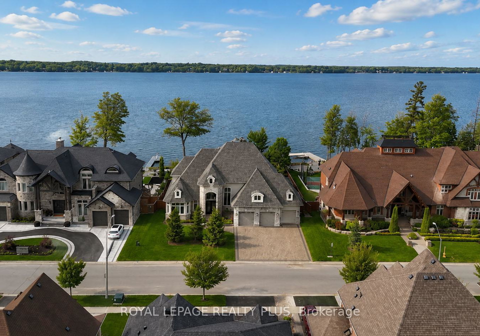39-plunkett-court-barrie-ontario-s13727920
