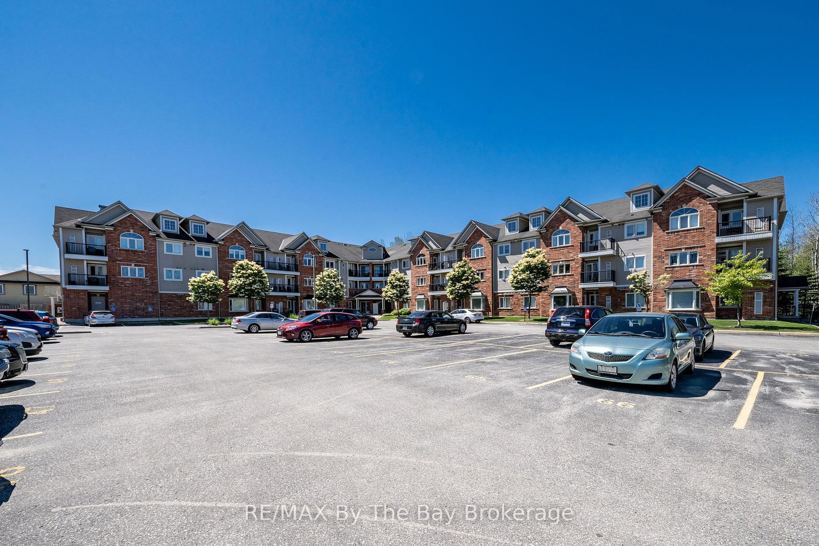 16-westbury-road-wasaga-beach-ontario-s13728738