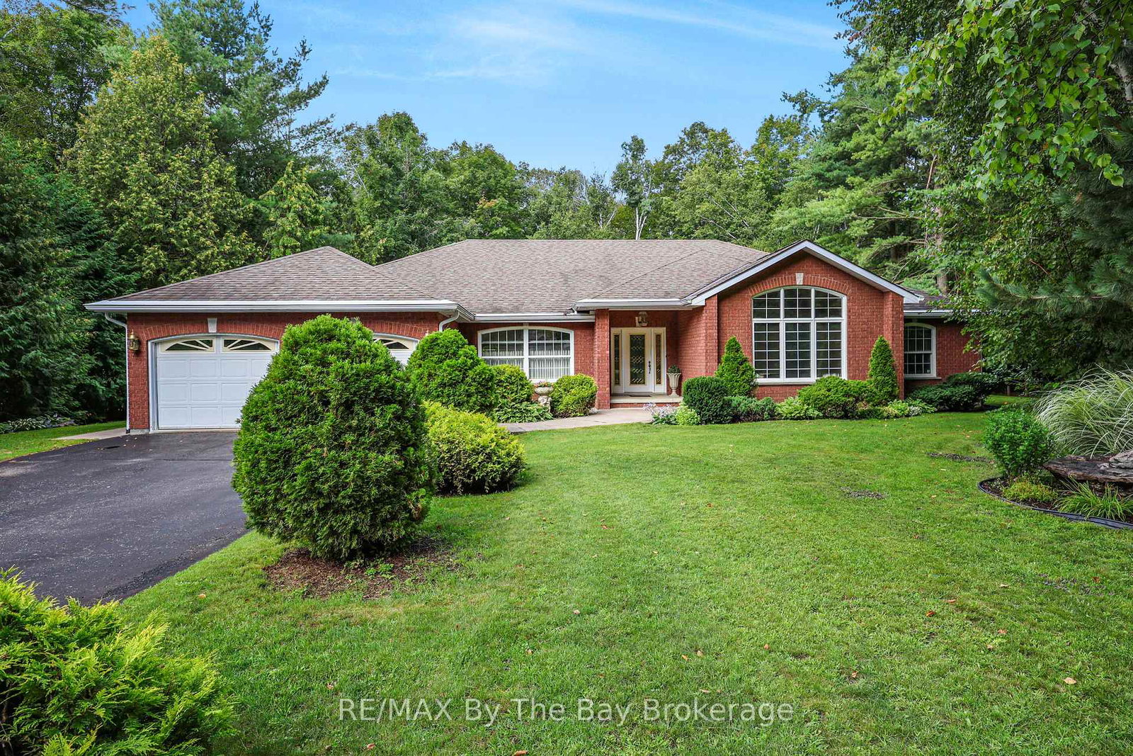 90-goldfinch-crescent-tiny-ontario-s13728844