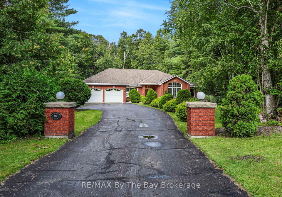 90-goldfinch-crescent-tiny-ontario-s13728844