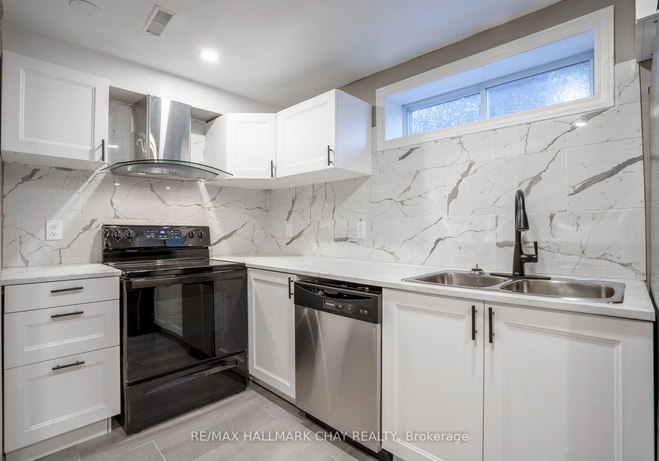 61-neelands-street-barrie-ontario-s13730276