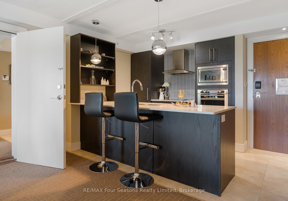 9-harbour-street-e-collingwood-ontario-s13732406