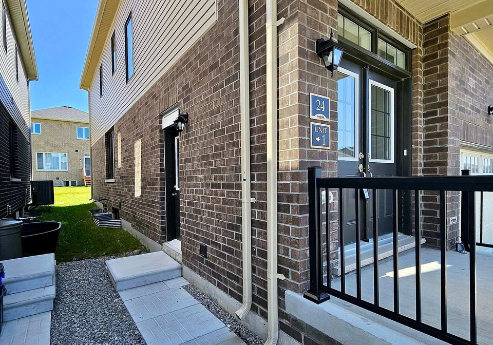 24-ludlow-drive-barrie-ontario-s13733232
