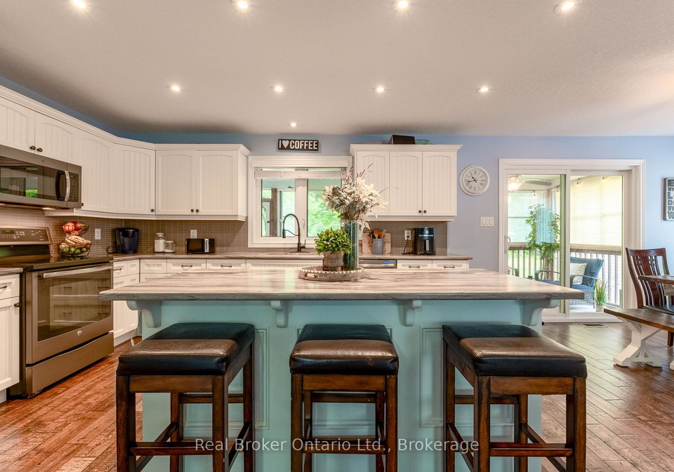 204-golf-course-road-wasaga-beach-ontario-s13733254