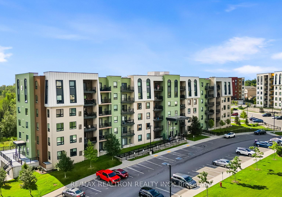 5-chef-lane-barrie-ontario-s13733504