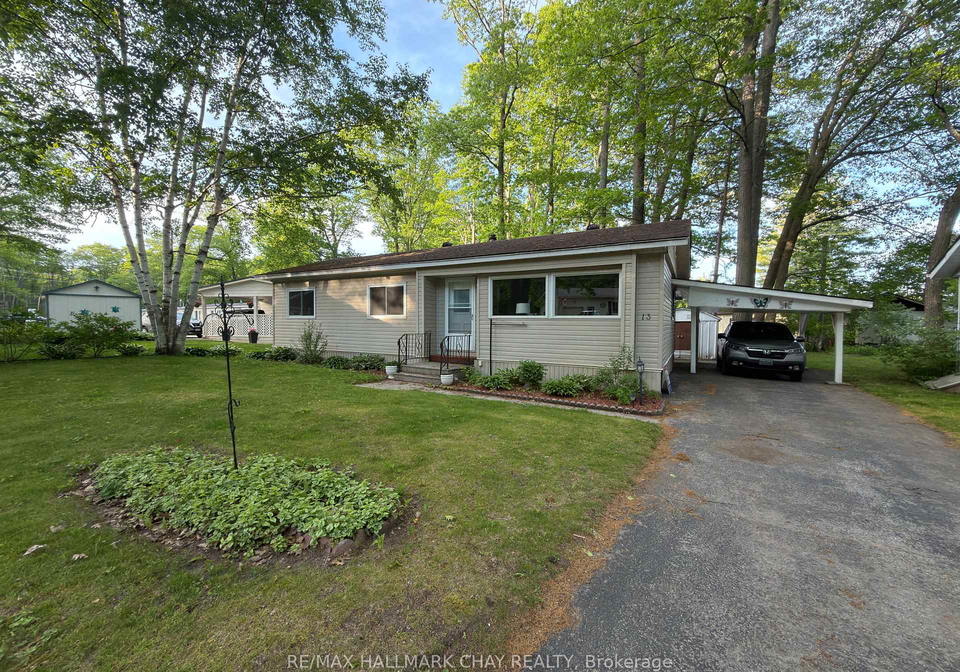 13-carruthers-street-n-wasaga-beach-ontario-s13734728