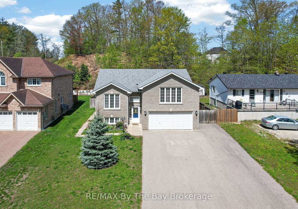326-golf-course-road-wasaga-beach-ontario-s13735806