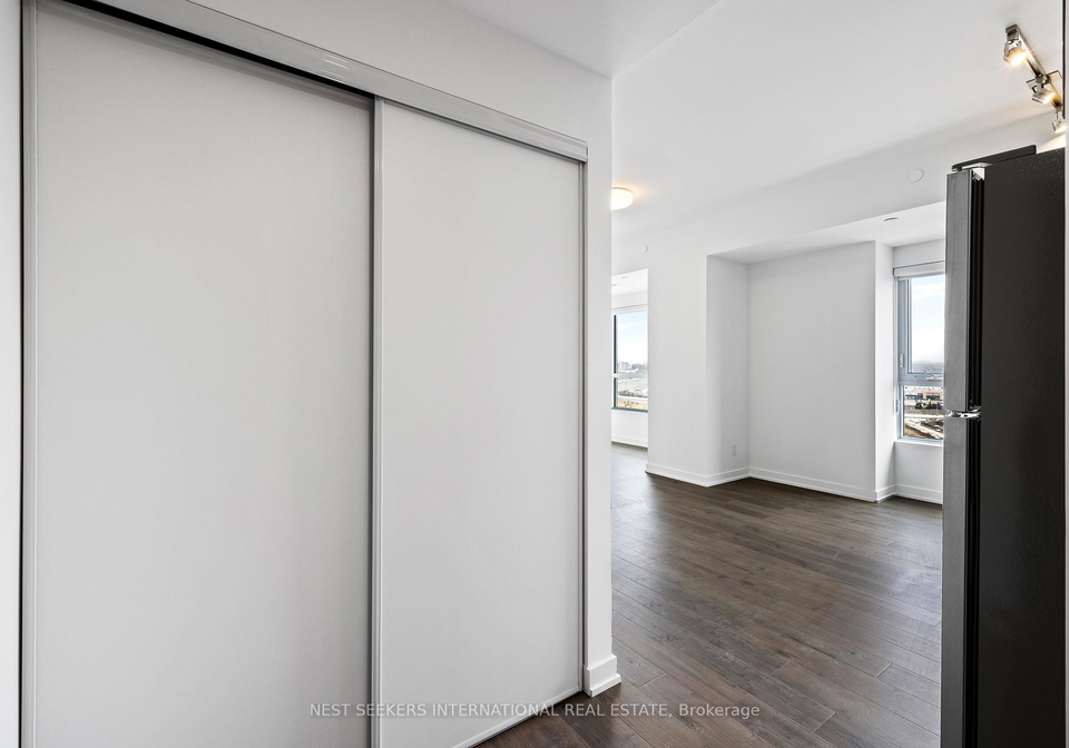 56-lakeside-terrace-barrie-ontario-s13735846