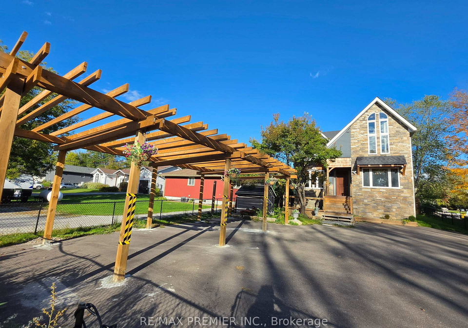 1651-peninsula-pt-road-severn-ontario-s13736230