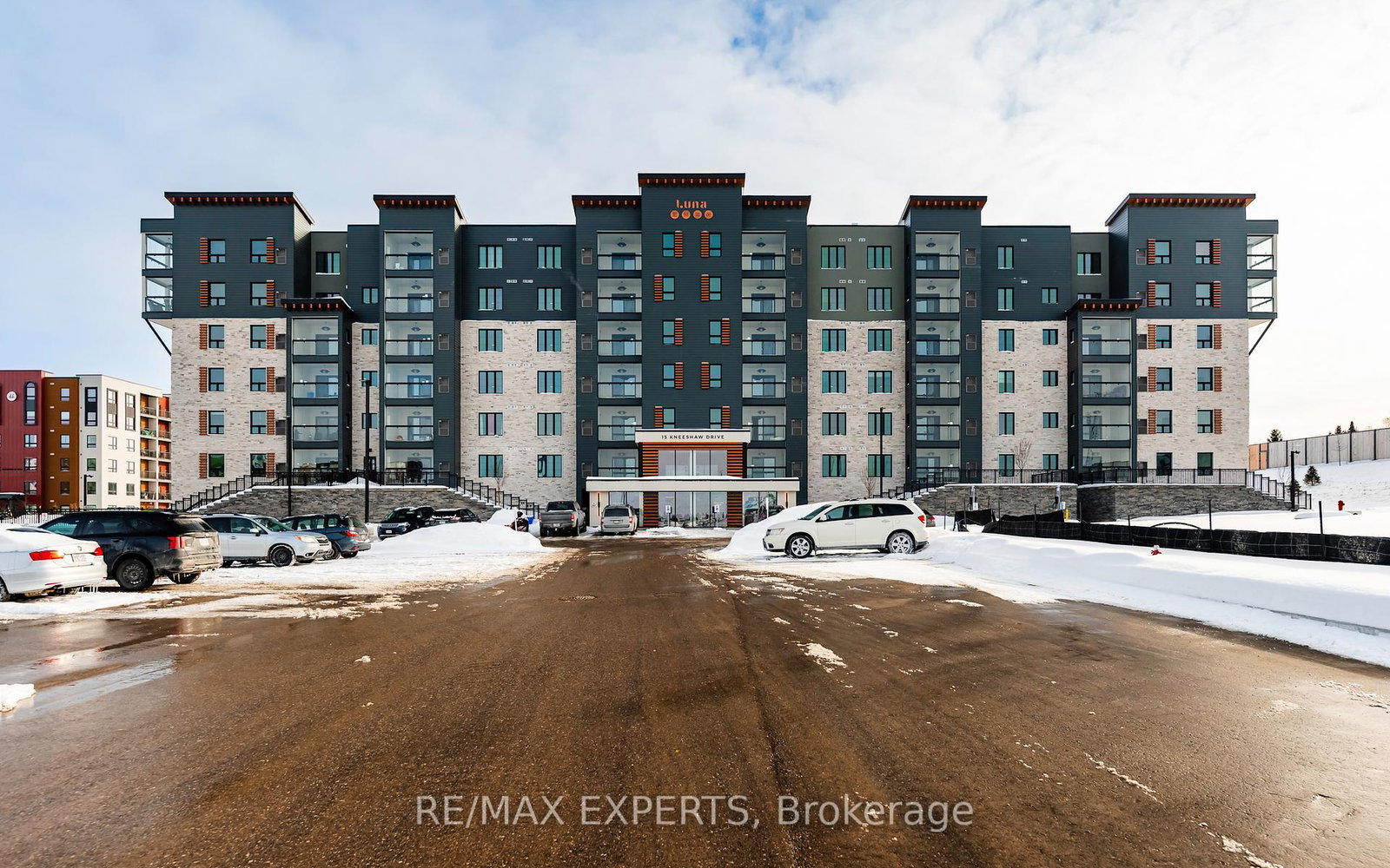 15-kneeshaw-drive-barrie-ontario-s13737380