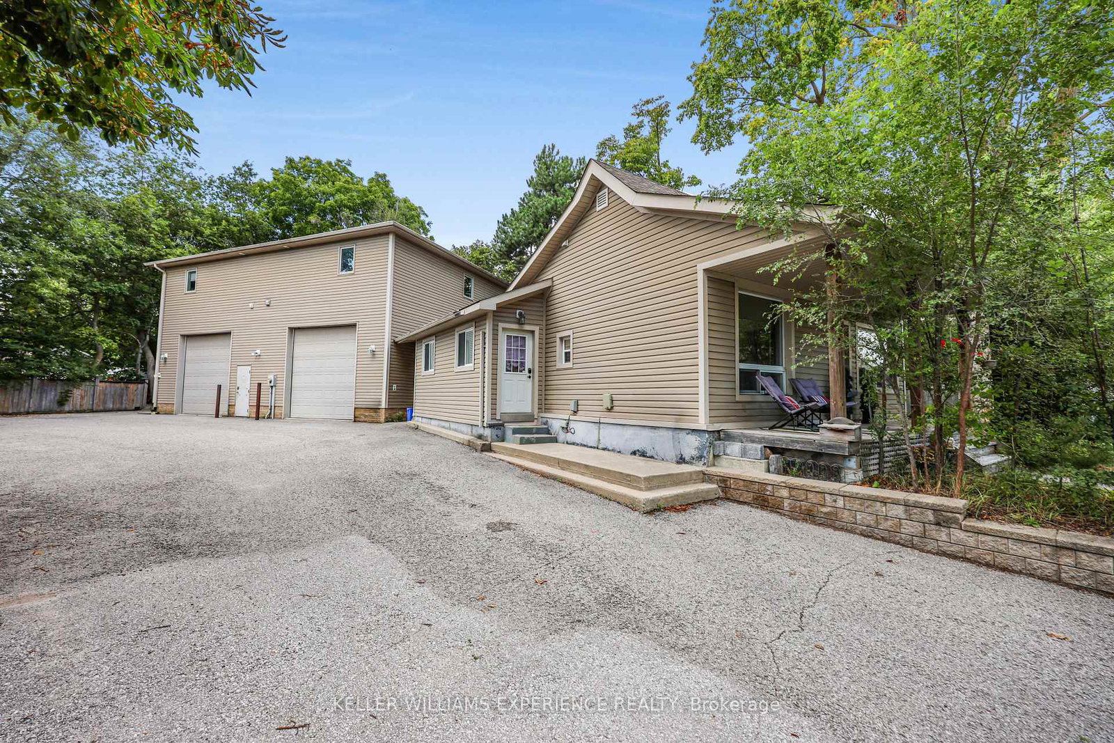 19-centre-street-barrie-ontario-s13737850