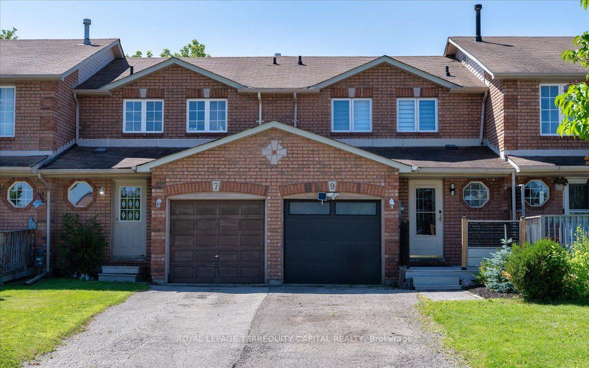 9-seymour-crescent-barrie-ontario-s13738402