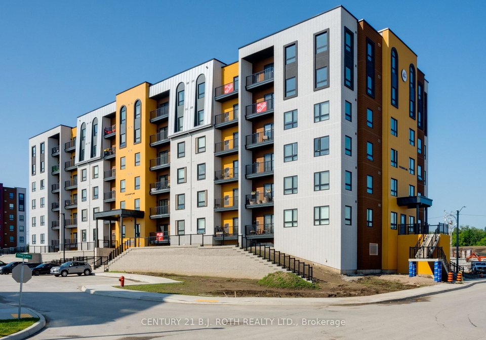 8-culinary-lane-barrie-ontario-s13740918