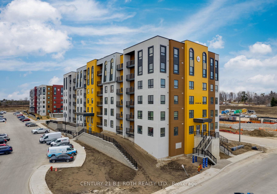8-culinary-lane-barrie-ontario-s13740918
