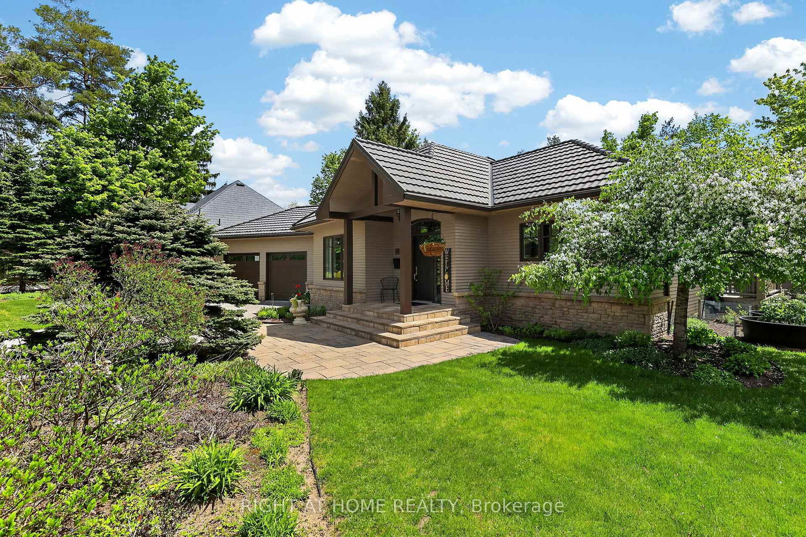 13-alpine-way-oro-medonte-ontario-s13742930