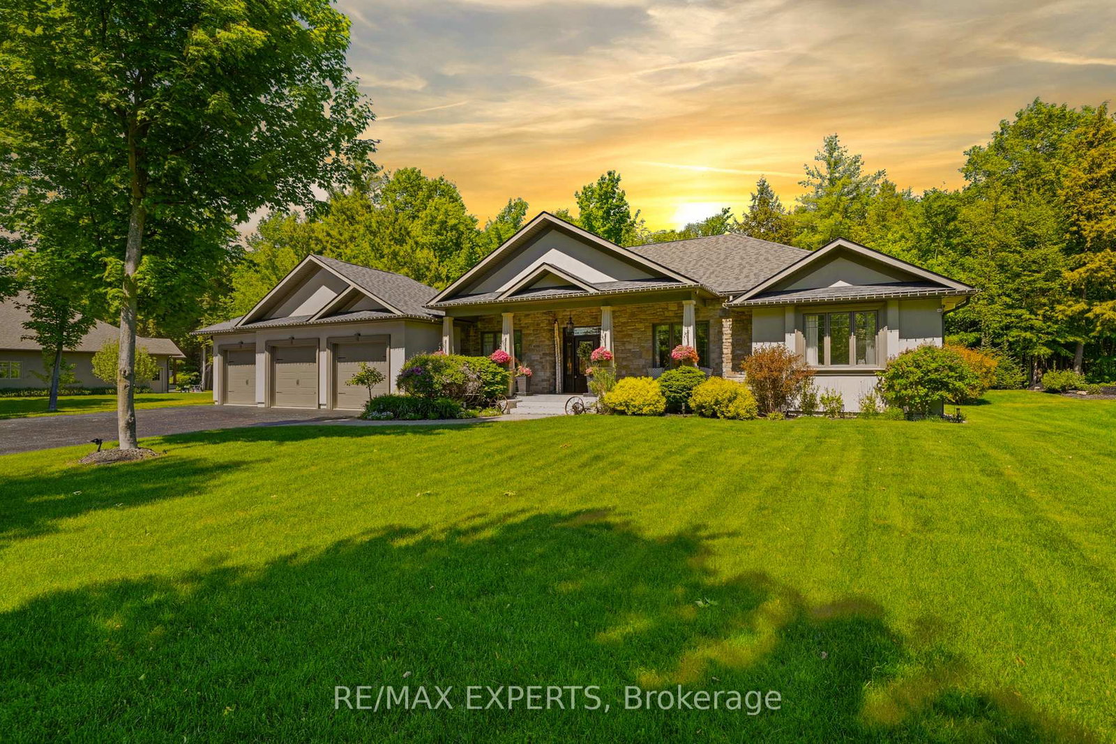 48-marni-lane-springwater-ontario-s13743394