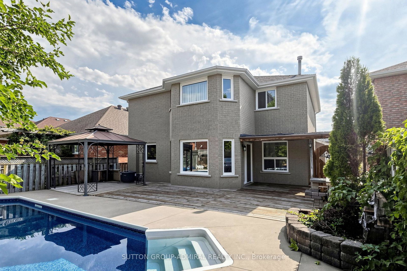 38-felt-crescent-barrie-ontario-s13743664