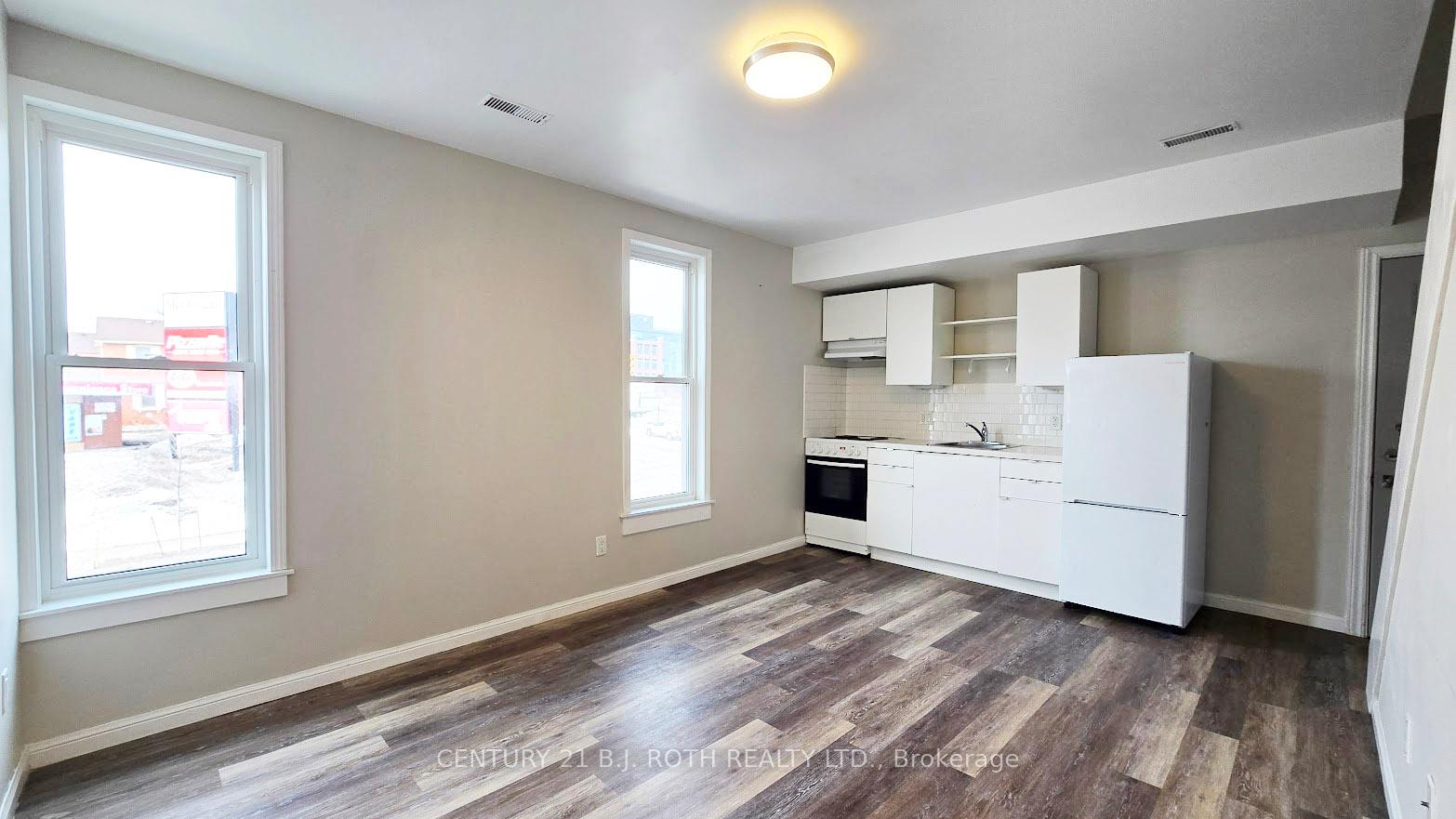 4front-street-s-orillia-ontario-s13745312