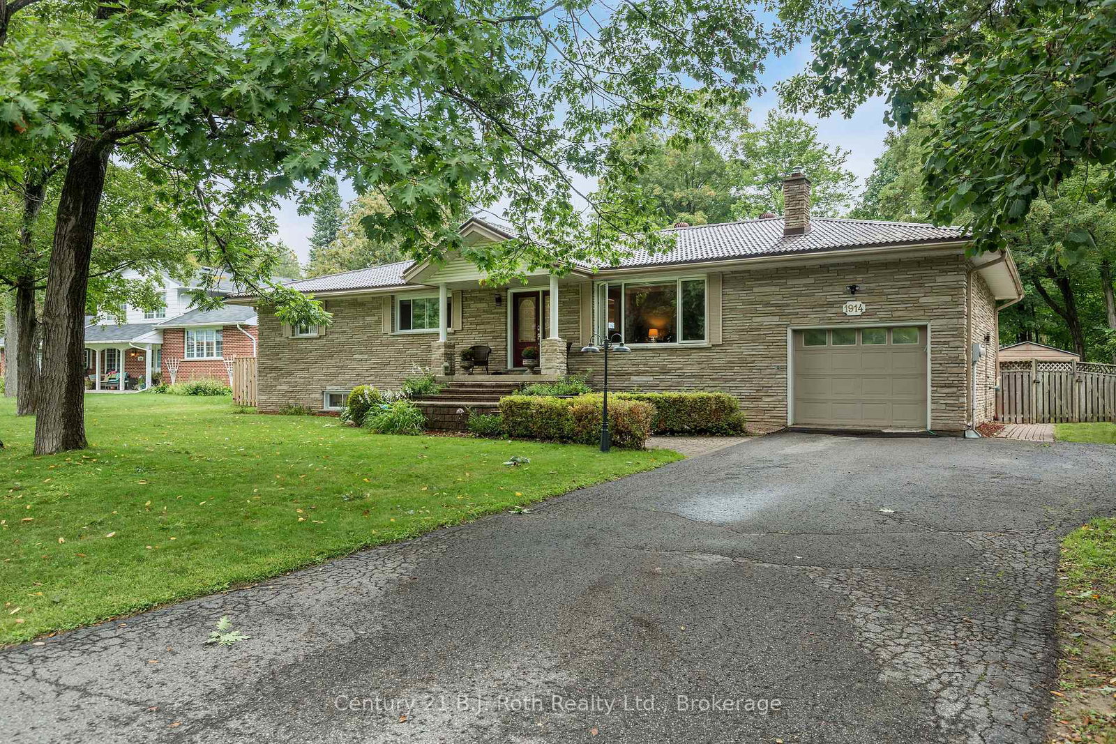 1914-kensington-place-severn-ontario-s13745492
