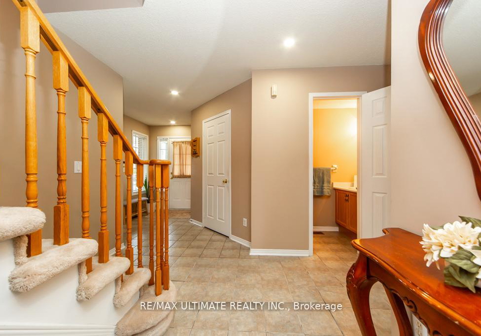 5-twiss-drive-barrie-ontario-s13747780
