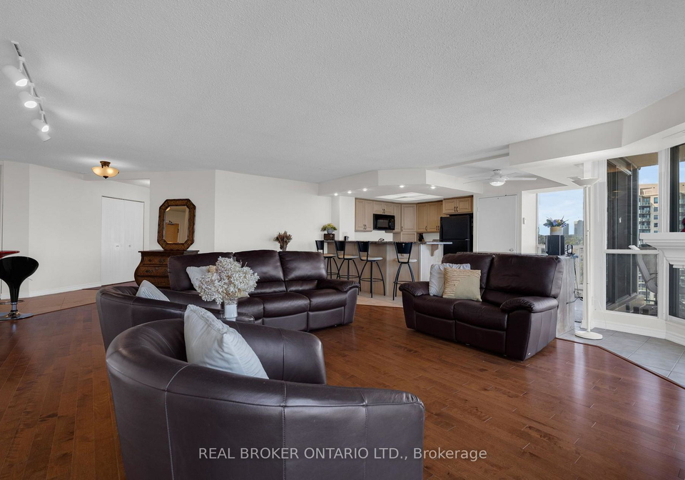 65-ellen-street-barrie-ontario-s13748034